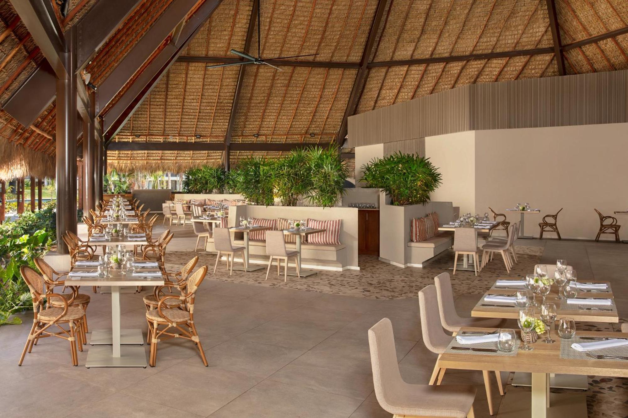 Dreams Flora Resort & Spa ปุนตากานา ภายนอก รูปภาพ